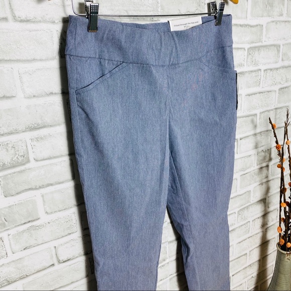 NWT Signature Slimming by Christopher&Banks size 4 - Picture 10 of 10